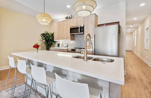 Germantown Apartment | We Love Fall in KY! Bourbon & Churchill Downs=FUN!