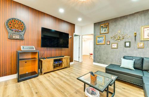 Cornelius House | Weekend Getaway in Cornelius Walk to Dining!