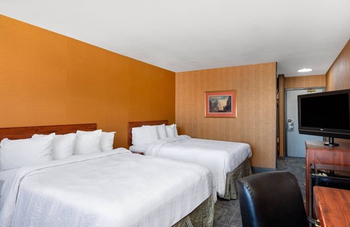 Gillette Hotel | WEEKLY/MONTHLY/DAILY/Free Breakfast/Clean Rooms