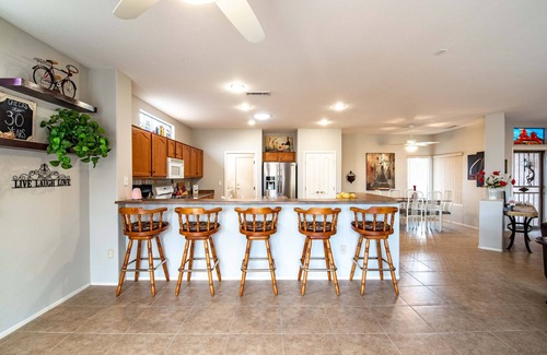 Desert Breeze House | WELCOME SNOWBIRDS and 45+ VACATIONERS !