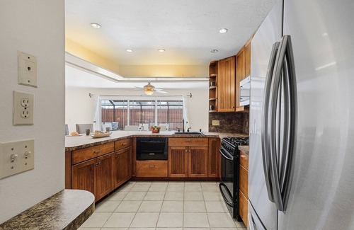 Venice East House | Welcome to A Time for Paws: Pet Friendly 2 Bed/2 Bath