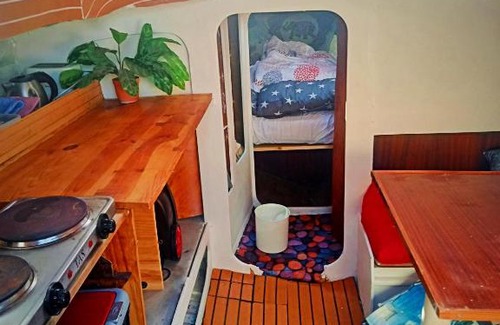 Pylos Boat Rental | Welcome to abacaxi