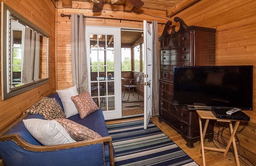 Fredericksburg House | Welcome to beautiful HIDDEN ROCK RANCH, in the Hill Country of Fredericksburg