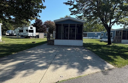 Silver Lake House | WELCOME TO BLUE DUNES COTTAGE a 2-bedroom cottage in wonderful Silver Lake