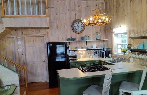 Calion House | Welcome to Blue Haven Hideaway on beautiful Calion Lake