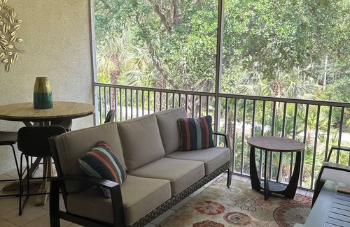 Fort Myers Condo | Welcome to Colonial Country Club. 2 Bedroom, 2 Full Bath .