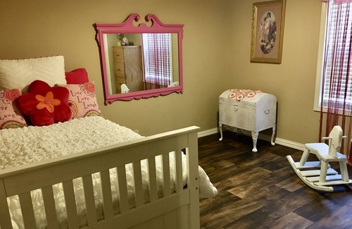 Dover Other | Welcome to Jireh's Haven Quiet, Charming 3 Bedroom Farmhouse