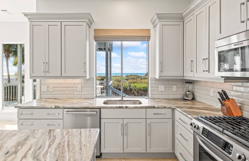 Seagrove Beach House | Welcome to Looney Dunes - 3 bedrooms, bikes