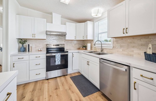 Welaka House | Welcome to paradise at Paradise Cove!