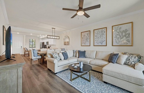 Lakewood Ranch Condo | Welcome to The Coastal Cabana at Lakewood National Golf & Country Club!