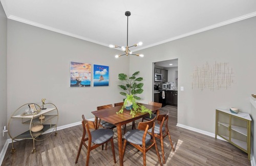 Downtown Cincinnati House | Welcome to The Downtowner - Walkable to OTR, FC Stadium, 2 Car Garage Parking!