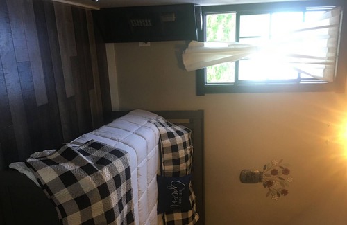 Irasburg Apartment | Welcome to the Tree House!