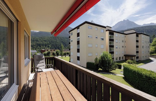 Engadin Scoul Apartment | Welcome to this bright 3.