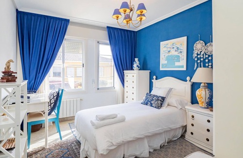 Guadalmina House | Welcome to this family and decorative vacation villa near the beach.