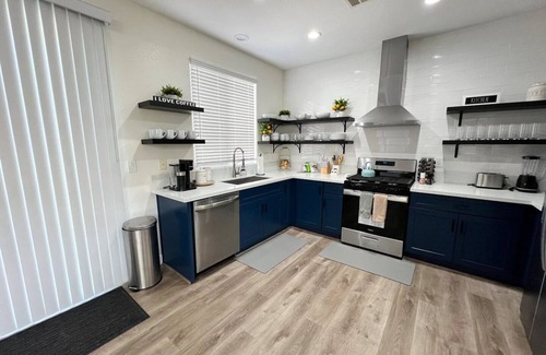 Spring Valley House | Welcome to Your Las Vegas Dream! Perfect Retreat!n