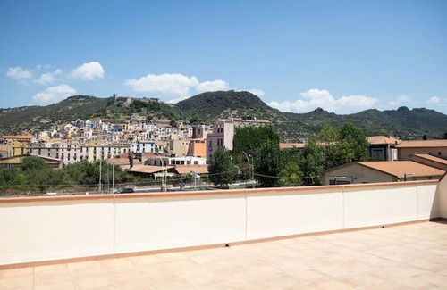 Bosa Historic Centre Apartment | Welcomely - Degli Artigiani - Cane Malu