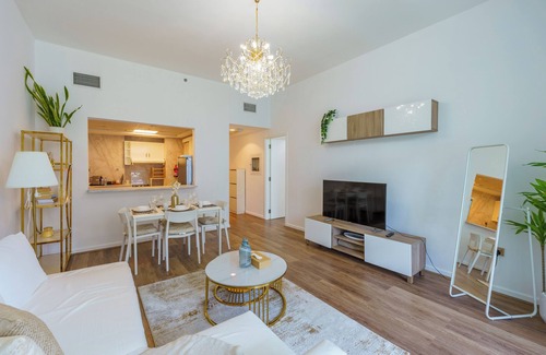 Barsha Heights Apartment | WelHome - Beautiful 1BR Apt. in Al Barsh