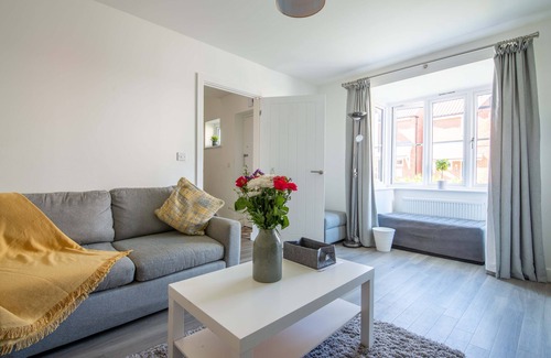 Martlesham Heath House | Well Equipped. Comfortable Holiday Home Close To Suffolk Coasts AONB