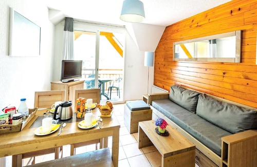 Saint-Mamet Apartment | Well-kept apartment in a mountain village