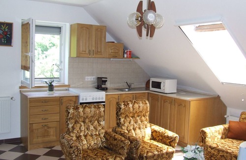 Fonyod House | Well-kept apartment in Fonyod for 4-5 people within walking distance of the lake - new air conditioning