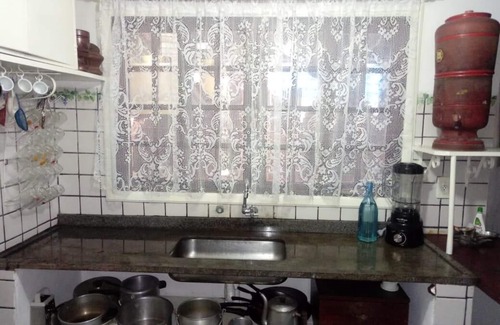 Ilhabela House | Well located at 500 meters from the beach and city center, shops, restaurants