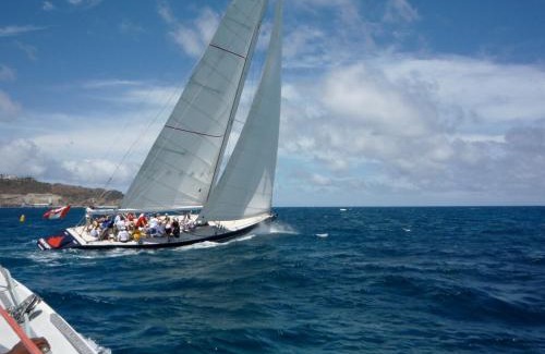 Oyster Pond House | Well maintained and makes you feel right at home