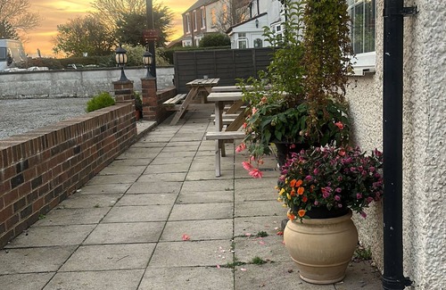 Welbury Apartment | Wellington Studio, Sleeps 2, Pets Ok, Free Parking