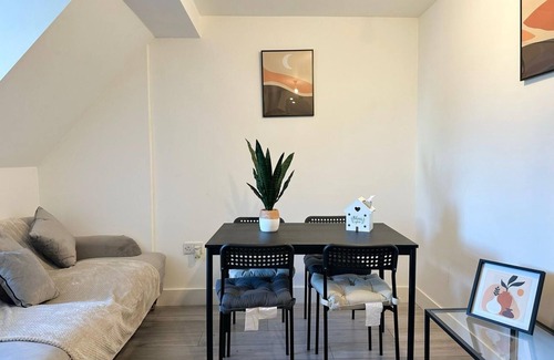 Barnhill Apartment | Wembley Stadium Serviced Apartments, 12mins to Central London