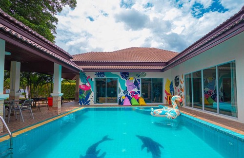 Huai Yai Villa | Wendy Pool Villa Pattaya