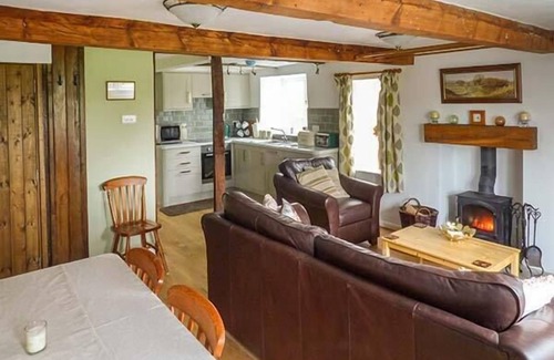 Fourstones Near Bentham Cottage | WENNING BANK, family friendly, character holiday cottage in Clapham