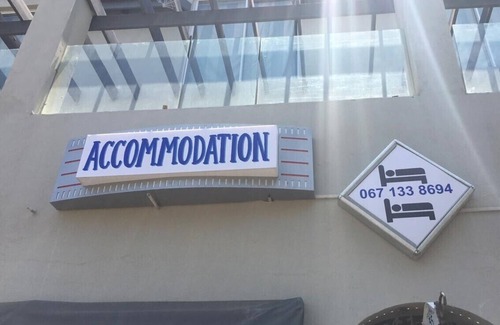 Strand House | Wesley Waves 27 Pax