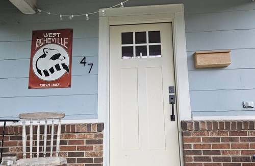 Asheville Cottage | West Asheville Bungalow with fire pit & pet friendly!