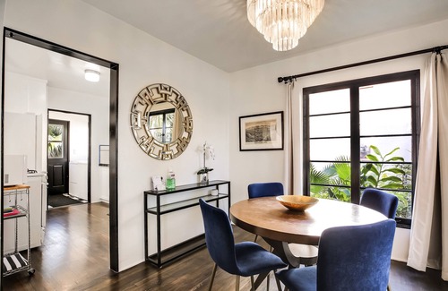 West Beach Villa | West Beach Villa 3 - well-loved, historic property featured in books, magazines - walk to beach!