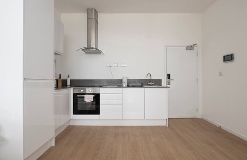 Smethwick Apartment | West Bromwich cosy retreat