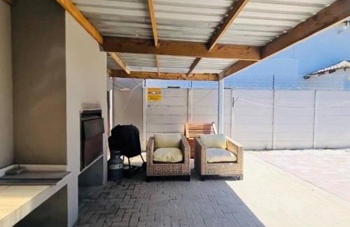 Bloubergstrand House | West Coast comfortable stays