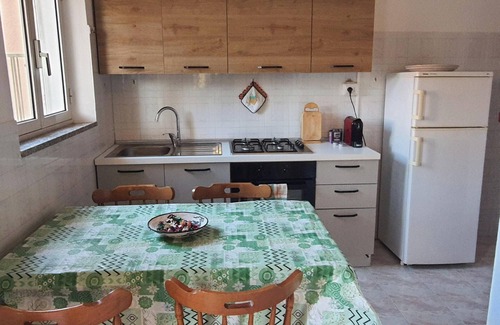 Tresnuraghes Apartment | West house-just a stone's throw from the sea