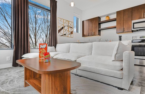 The Nations Apartment | West Nashville Stay 10 Mins to Broadway