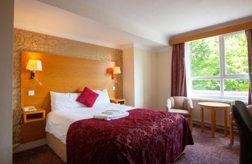 Great Houghton Hotel | Westone Manor Hotel