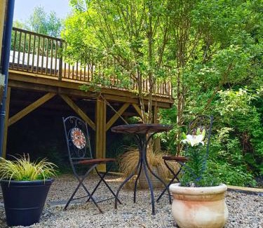 Westport Apartment | Westport Riverlane Appt