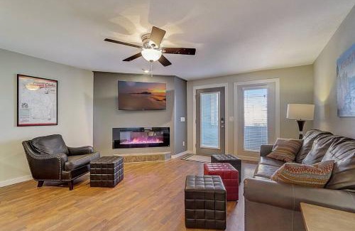 Lake Delton Apartment | WFC II Lake Access - Family or Romance - Location!