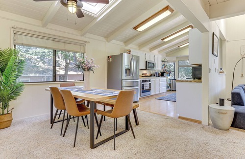 Kelseyville House | WFH-Friendly Retreat < 1 Mi to Clear Lake!
