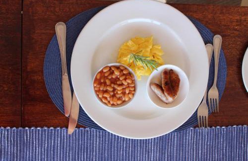 Froggy Farm Hotel | Whale View Manor & Spa