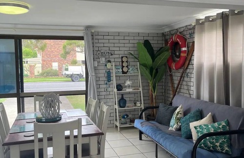 Bongaree Apartment | whalecome house Bongaree