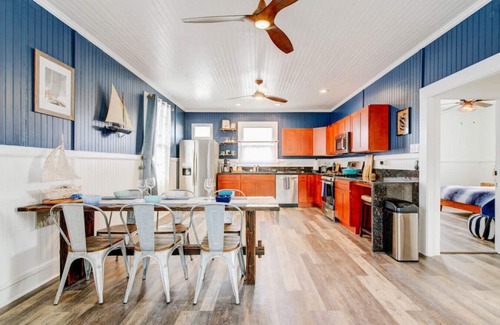 Hilo House | Whaler's Inn -Nautical Magical
