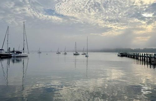 Stonington Apartment | Whalers Rest 2BR Historic Flat in Stonington Borough Near Mystic Seaport