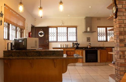 Sea Park House | whales tail