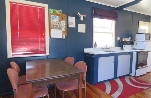 Whangamata House | Whanga magic one block from beach