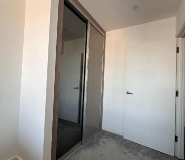 Gascoigne Apartment | Wharf Side One Bed Apartment