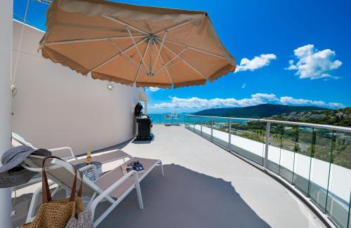 Airlie Beach Apartment | What a View - 2 Bedroom Apartment