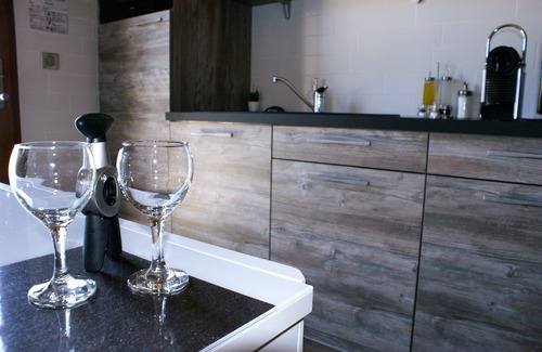 Saint-Vulbas Hotel | What Else Hotel